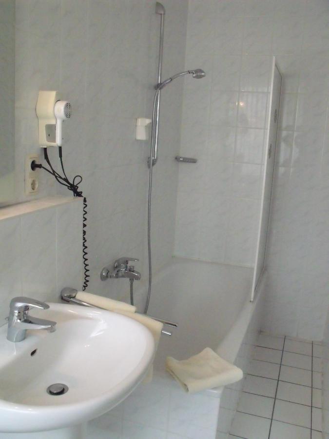 Hotel Alexander Олденбург Стая снимка